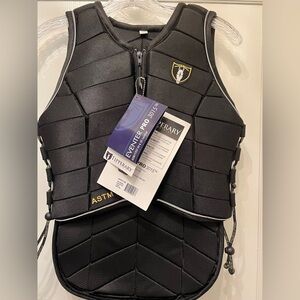 Tipperary Black Equestrian Vest